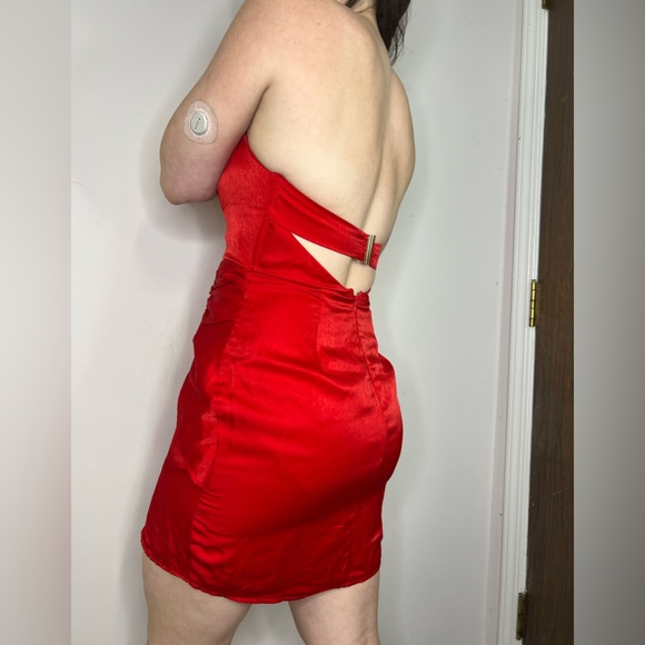 Hello Molly Saints & Secrets Red Ruched Strapless Mini Dress NEW Size Medium - Picture 4 of 14